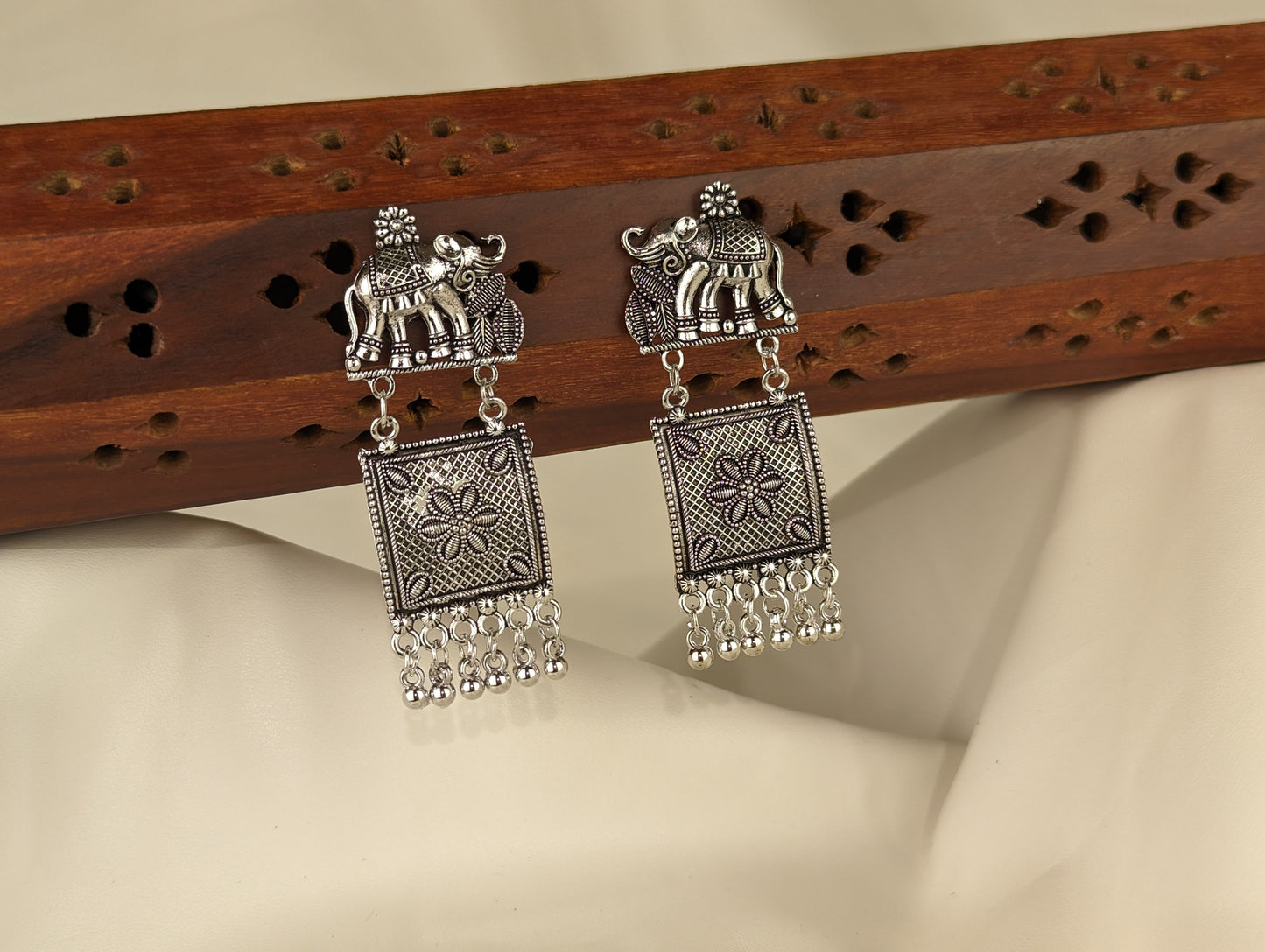 Oxidized Flat Earrings with Elephant Motif