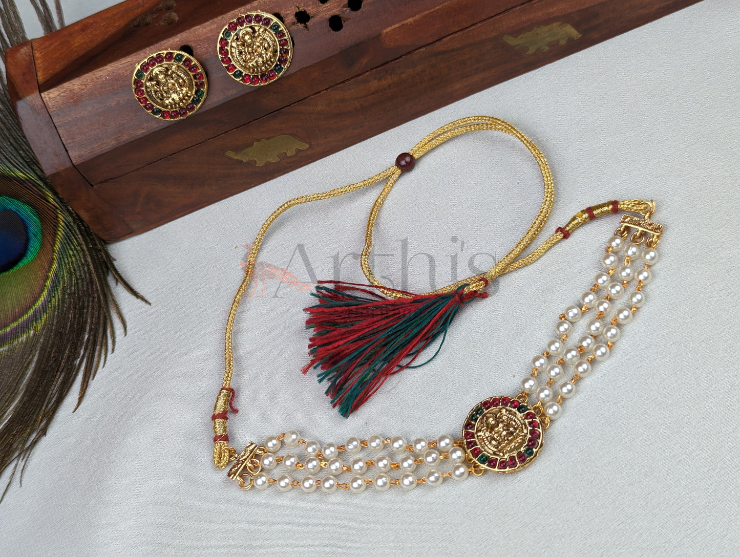 Choker Necklace and Earrings Set