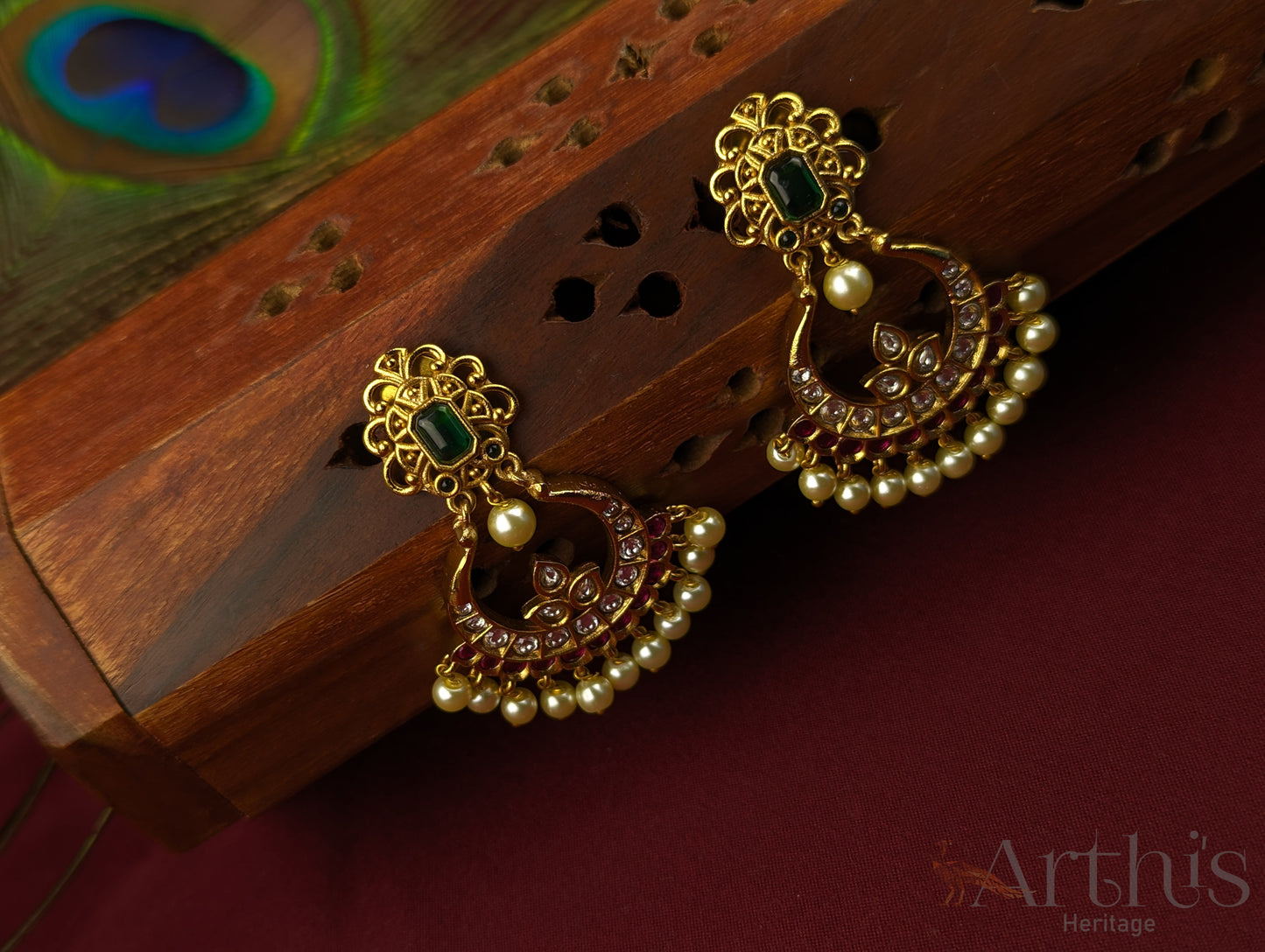 Antique Gold Finish Chandbali Earrings Set