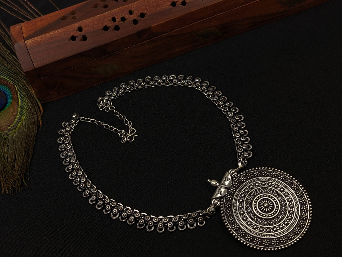 Oxidized Long Necklace with Flower Motif