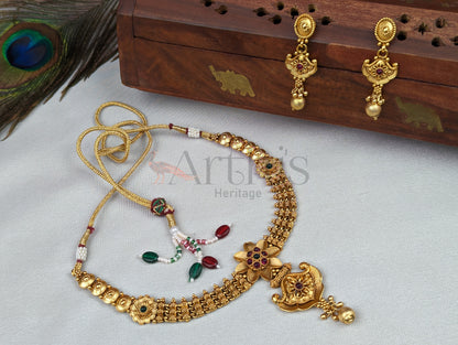 Antique Gold Finish Necklace and Earrings Set