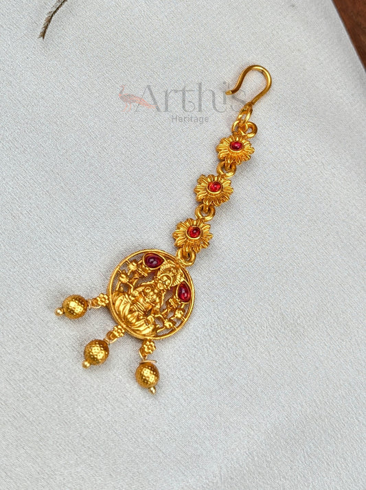 Goddess Lakshmi Motif Antique Gold Finish Maang Tikka