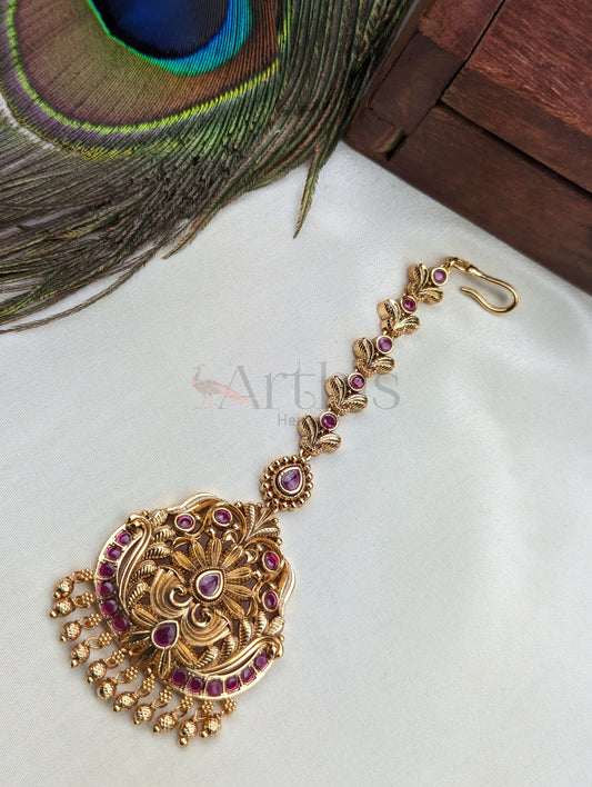 Antique Gold Finish Maang Tikka