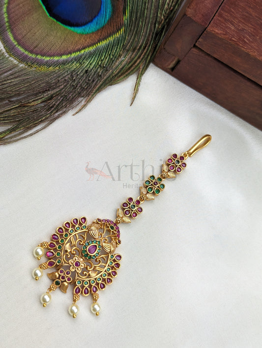 Antique Gold Finish Maang Tikka