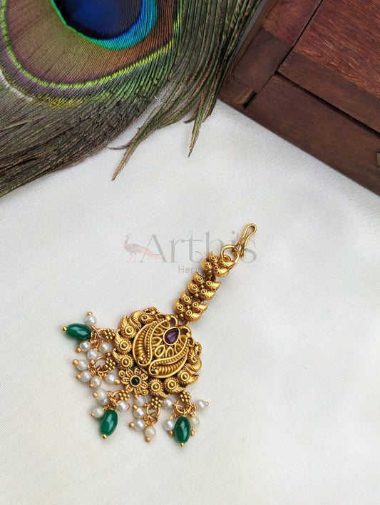 Antique Gold Finish Maang Tikka