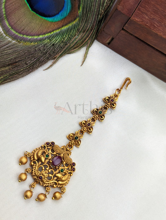 Antique Gold Finish Maang Tikka